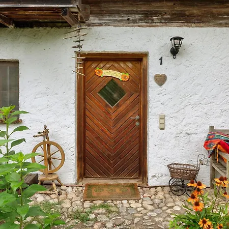 Apartment Adiaha's Kleines Paradies Burgkirchen an der Alz